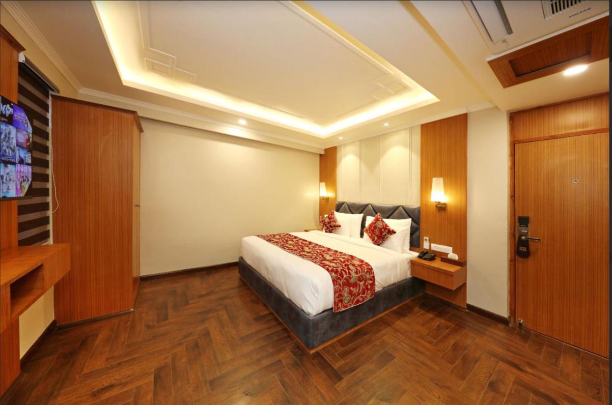 Hotel Blanco Srīnagar 外观 照片