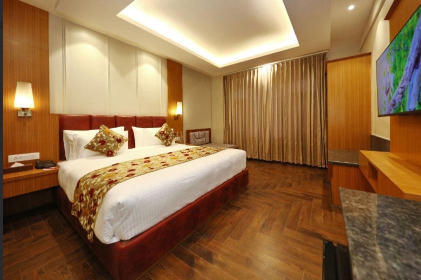 Hotel Blanco Srīnagar 外观 照片